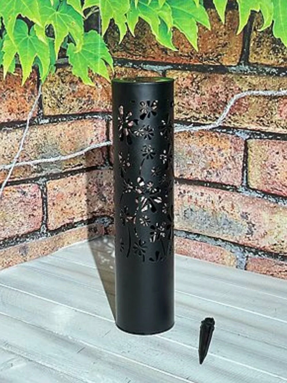Teamson Solar LED Pathway Lights Set of 4 Outdoor Garden Decor